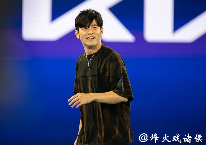 周杰伦今日澳网首秀,无缘晋级下一轮 周杰伦今日澳网首秀,无缘晋级下一轮