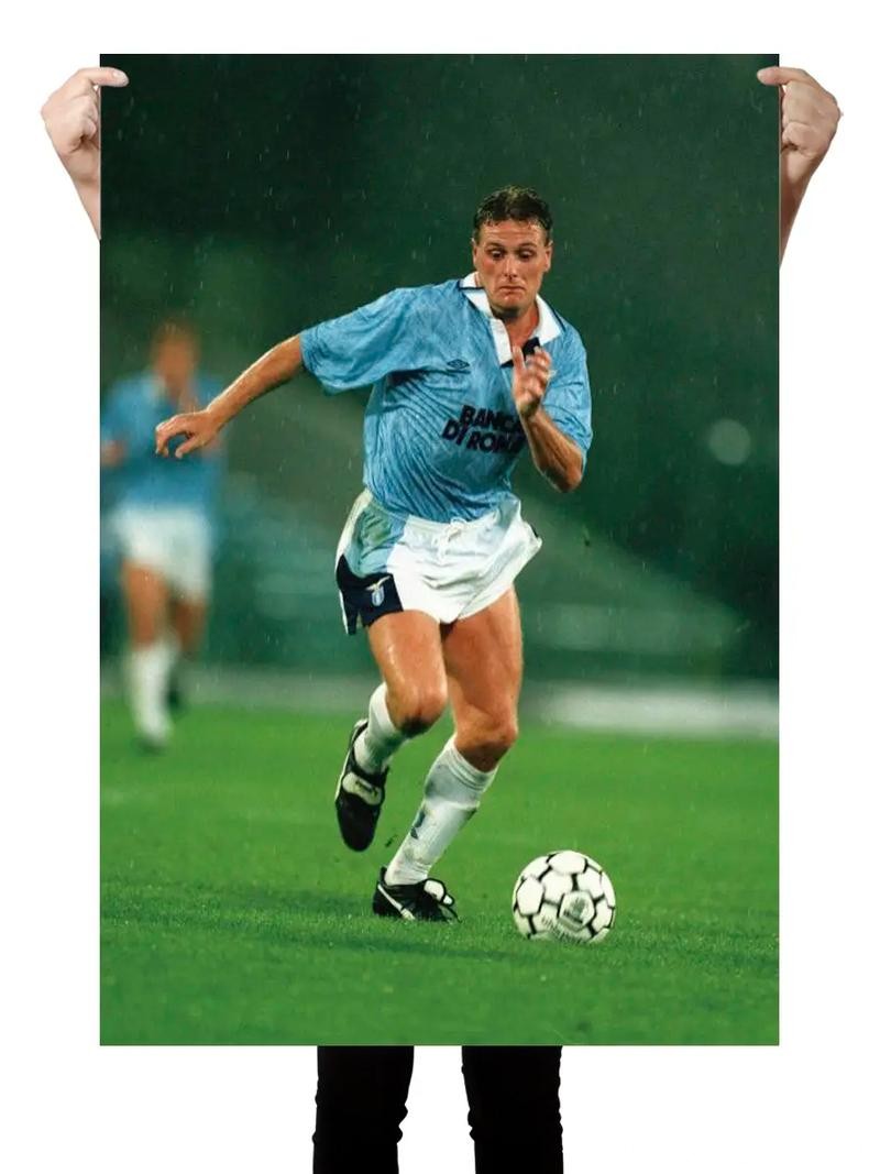 加斯科因：从绿茵传奇到健康危机，人生跌宕令人唏嘘